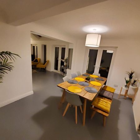 5 Bedroom, Recently Renovated House Close To Hastings Beach Extérieur photo