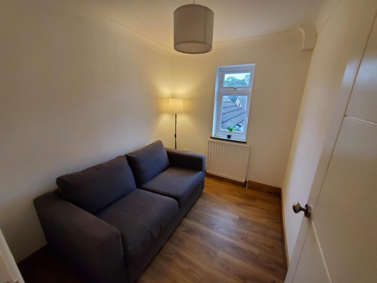 5 Bedroom, Recently Renovated House Close To Hastings Beach Extérieur photo